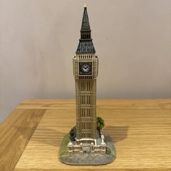 Lilliput Lane – Big Ben – L2211 – Britain’s Heritage Range – Boxed & Deeds