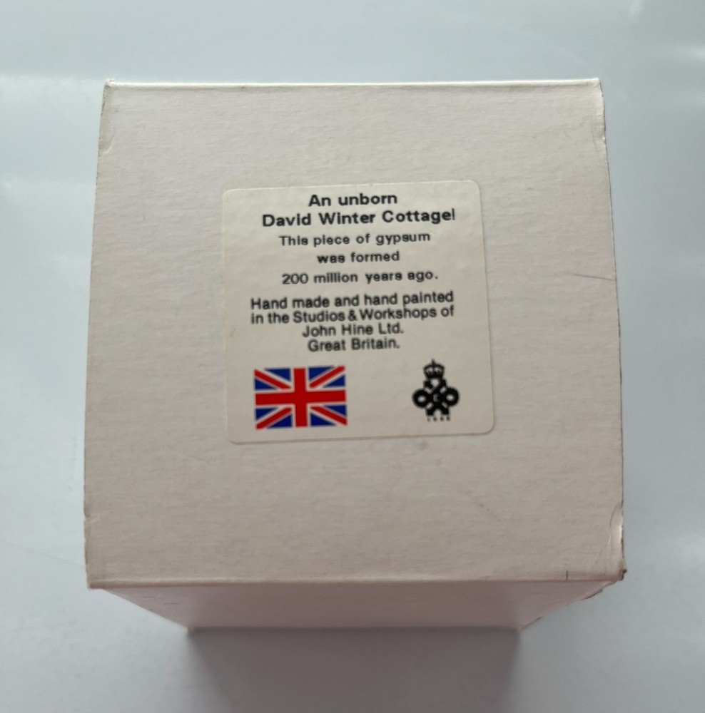 David Winter “Unborn Cottage” RARE event piece with box
