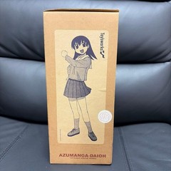 Azumanga Daioh Tomo Takino 1/8 Polyresin Finished Figure Opened, Damaged Base
