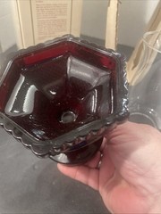 Avon 1876 Cape Cod Collection RUBY RED PEDESTAL Hurricane Lamp ORIGINAL BOX Pz