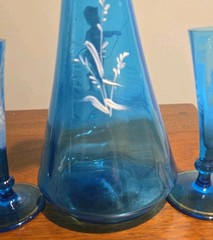 Antique Victorian Mary Gregory Style Glass Decanter w/ Stopper & 2 Glasses