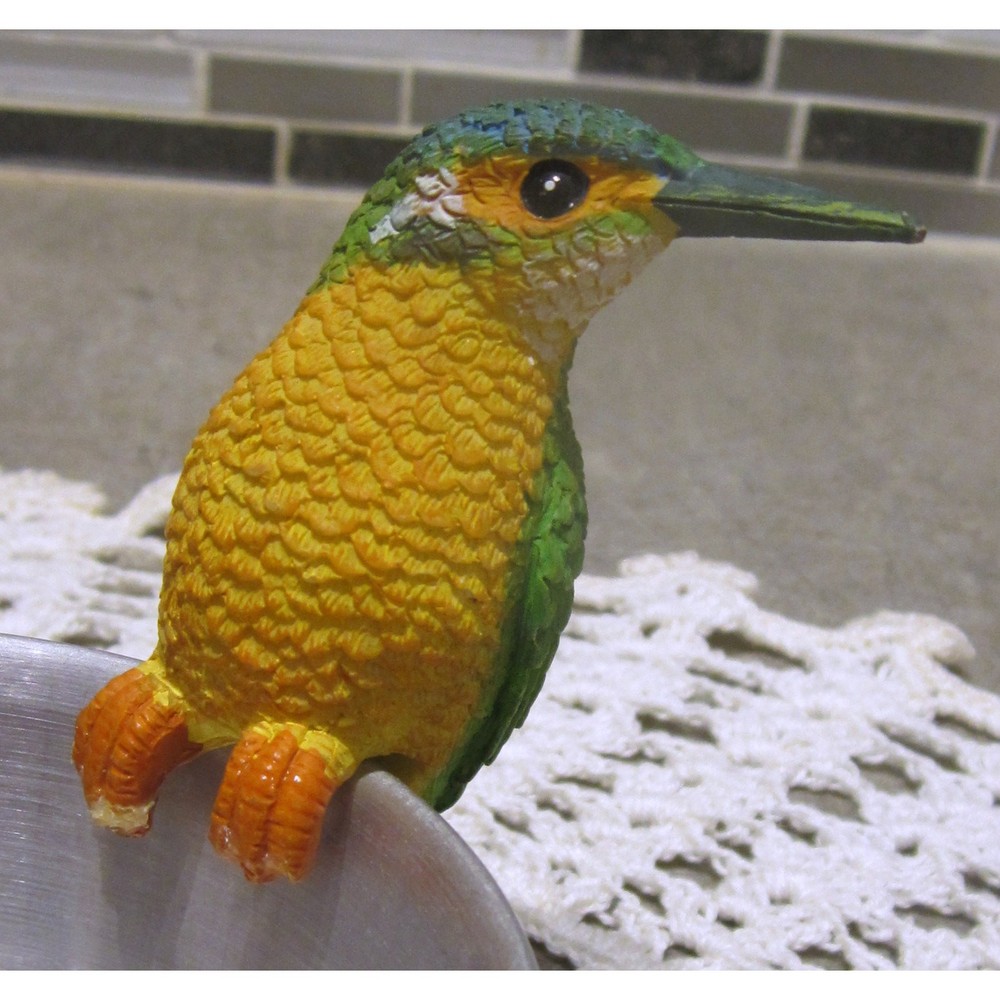 Ceramic Green & Yellow Hummingbird Pot Rim Sitter
