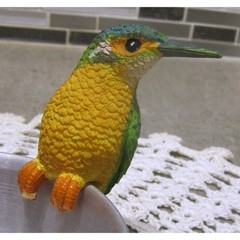 Ceramic Green & Yellow Hummingbird Pot Rim Sitter