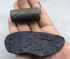 Large Ancient Middle Eastern Early Akkadian Jasper Stone Cylinder Seal Bead