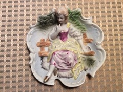 CERAMIC PEOPLE WALL HANGINGS SET of 5 JAPAN (Occupied) NEW LOWER PRICE