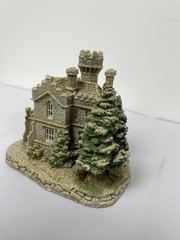 Lilliput Lane “Eamont Lodge” – Christmas Lodge Collection 1991 – Handmade in Uk