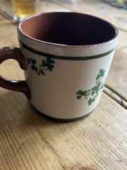 Vintage carrig ware shamrock design Dublin tourist mug cup Ireland Irish (6os3)