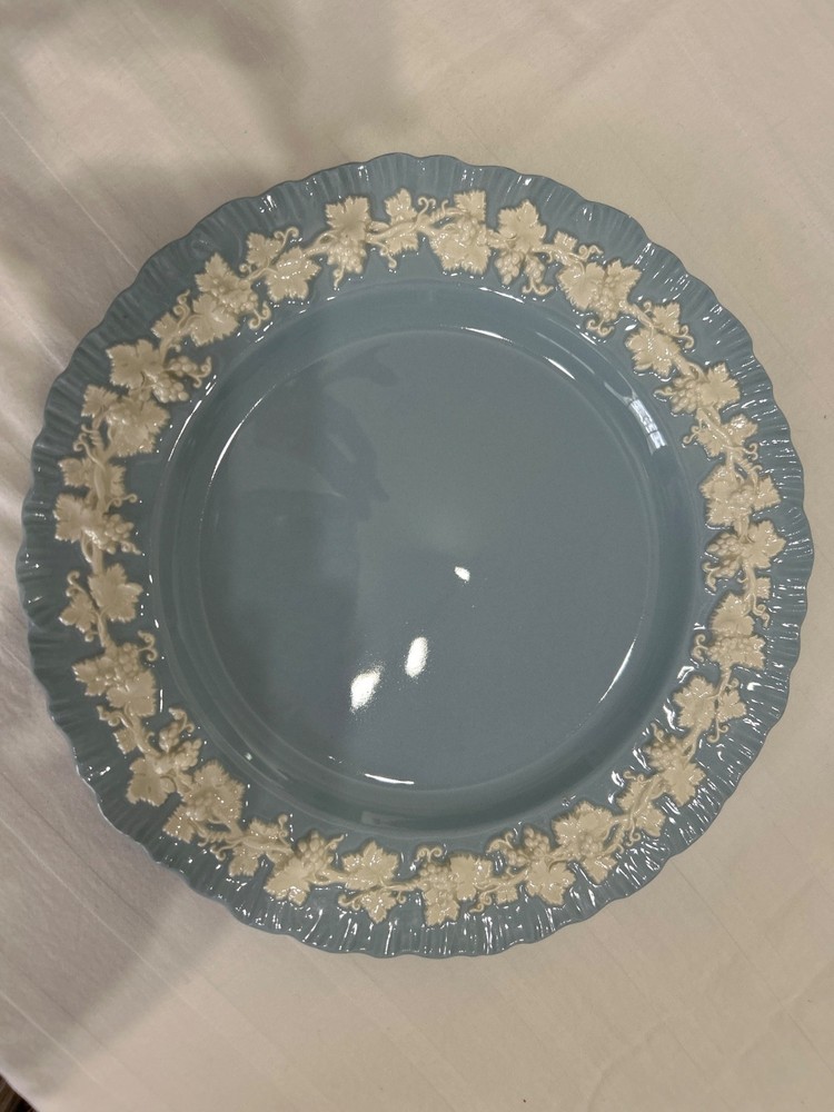 WEDGWOOD Embossed Queen’s Ware Plate – United Kingdom – Circa 1950’s