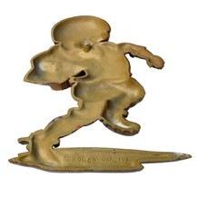 Vintage 1976 HOMCO Cast Metal Maroon Team Football Player Hanging Wall Plaque US