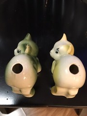 2- Vintage Cats Green & Yellow Ceramic McCoy Shawnee Hall Unknown