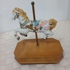 Vintage Unbranded CAROUSEL HORSE Porcelain Figurine Wooden Stand 6″x 6″