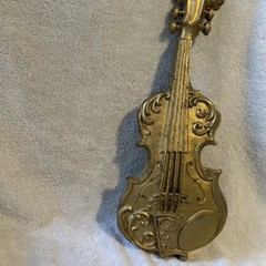 VINTAGE 1975 SEXTON VIOLIN Wall Art