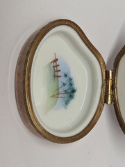 Authentic Limoges Box France Artist’s Paint Pallet Chamart Co. Exclusive