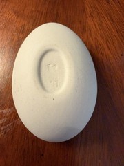 Wedgwood Primrose Yellow On White Jasperware 2.75″ Daffodil Egg – Original Box