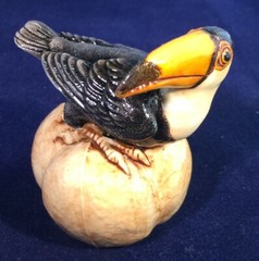 Harmony Kingdom MRP`s Fragile World~TOUCAN ON WILD APPLE~NIB~114 made UK~NY Sale
