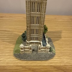Lilliput Lane – Big Ben – L2211 – Britain’s Heritage Range – Boxed & Deeds