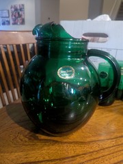 Anchor Hocking Vintage Emerald Green Pitcher & Glass Set. Made In USA