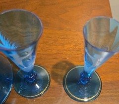 Antique Victorian Mary Gregory Style Glass Decanter w/ Stopper & 2 Glasses