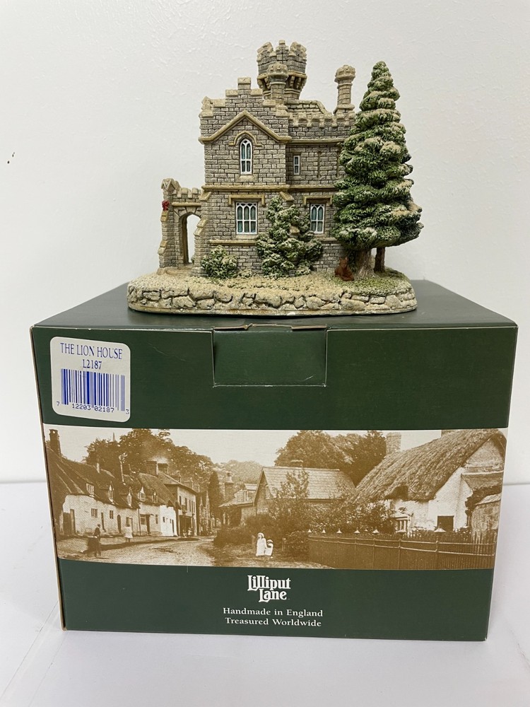 Lilliput Lane “Eamont Lodge” – Christmas Lodge Collection 1991 – Handmade in Uk
