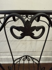 VTG Longaberger Wrought Iron Generations Plant Stand Woodcraft Side Table