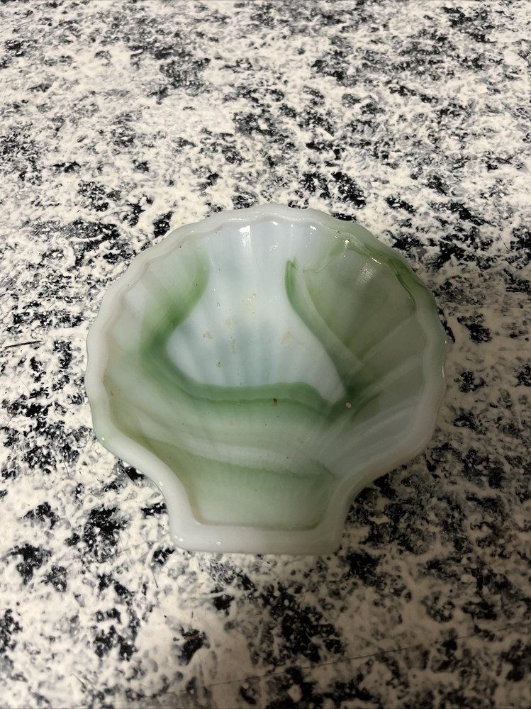 Akro Agate Shell Dish Trinket Tray Ashtray White and Green Swirls