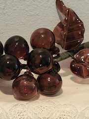 Vintage MCM Hand Blown Purple Amethyst Art Glass Bunch of Grapes