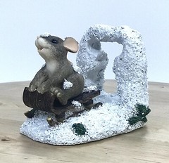 Charming Tails Dashing Through The Snow Item 87/624 Original Box & Packaging