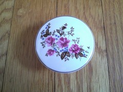 Small Porcelain Jewelry Trinket Box Roses Flowers Round Leart Brazil Collectible