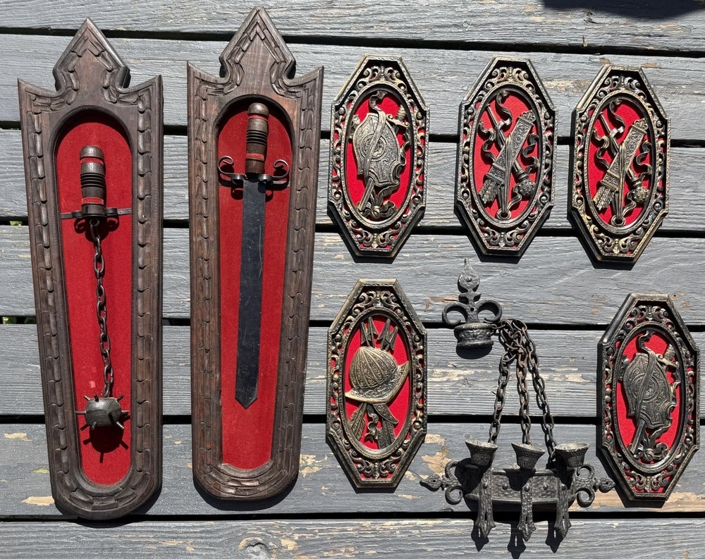Lot 8 Vintage Homco Medieval Wall Plaques Spanish Conquistador MCM Decor USA