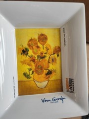 Vincent Van Gogh Sunflowers Bowl/Plate/dish/ashtray museum Amsterdam trinket
