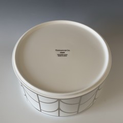 Tiffany & Co. LARGE Bowl 9.75″ #13684 Bone China Art Deco White & Gold SEE VIDEO