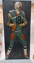 RARE! Vintage 3-D Football Player Metal Wall Hanging. 27″ x 12′ x 1″ UNIQUE!