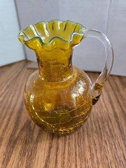 Lot of 2 vintage vases 1 crinkle glass and 1 made in USA