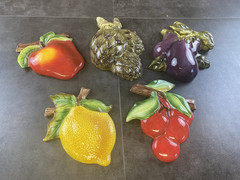 Home Interiors Lot of 5 Fruit Ceramic Wall Hangings-CLEAN