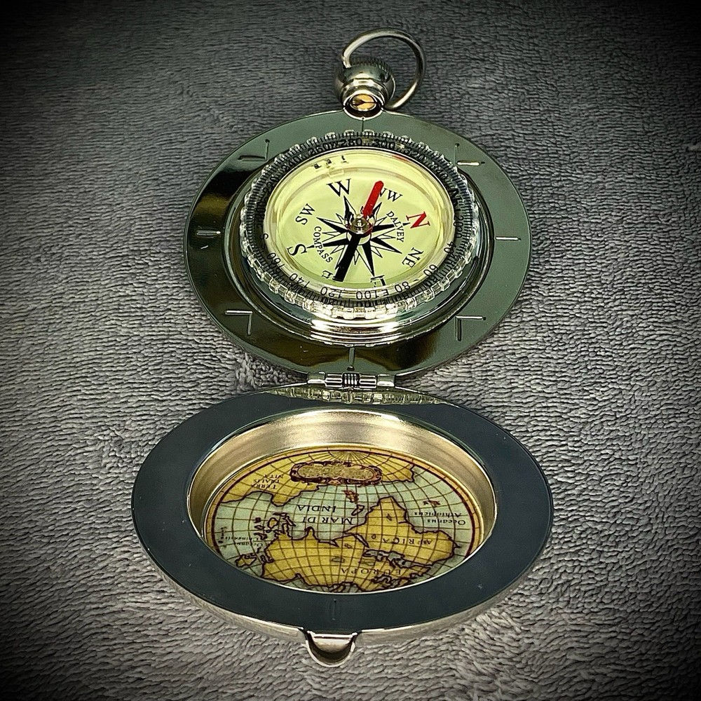 Dalvey – Pocket Compass – World Map – Stainless Steel – 1993 – Made In Scotland