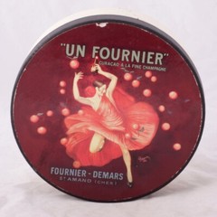 Artistic Potter Barn round 8.5″ container UN Fournier Champagne