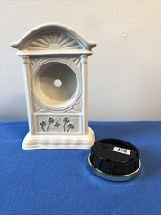 Watervale Parian China Quartz Clock Porcelain Shammrocks – Works