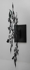Vintage 2003 Metal Family Tree Photo Jewelry Display Stand Green Leaf Decor