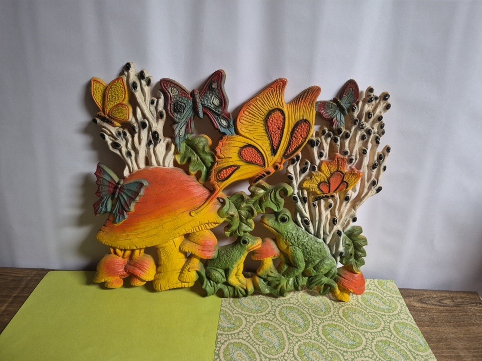 Vintage 1970’s Homco Mushroom Butterfly Frog Plastic Wall Plaque