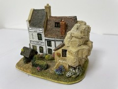 Lilliput Lane “Ye Olde Trip to Jerusalem” – The British Collection (Code L2641)