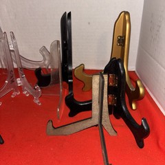 MIXED LOT 10 Vintage . PLATE / PICTURE STANDS EASELS 6 WOOD 4 PLASTIC