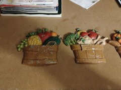 4 Vintage Sexton Cast Metal Wall Hanging Fruit and Vegetable Basket Art 1976