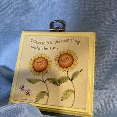 Vintage Hallmark Friendship Wall Plaque Smiling Anthropomorphic Sunflowers Bees