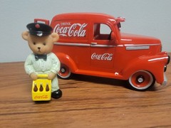 Red Cica Cola Delivery Truck Hamilton Collection Make Mine a Coke Limited Ed.