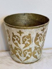 Vintage Italian Florentine Gilt Wood White & Gold Tole Waste Basket /Plant Pot