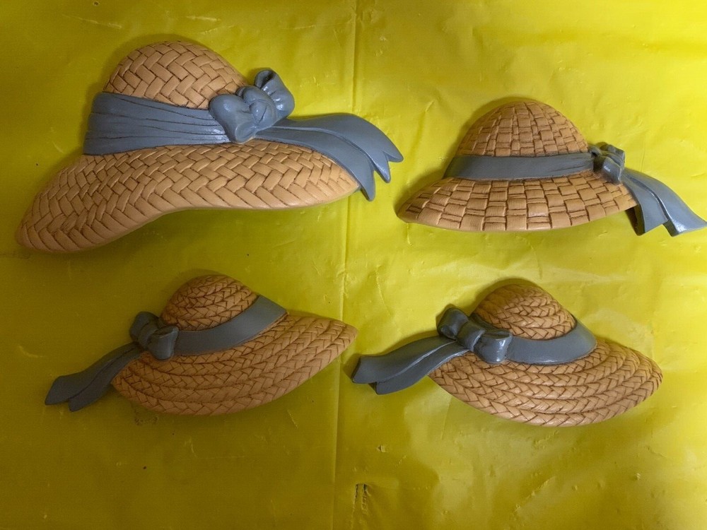 HomcoStraw Bonnet Hats Blue Ribbon Wall Hangings – set of 4