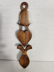 Huw Jones Welsh Love Spoon Hand Crafted Wood Wales 9″x 2.25″ Heart Bell Wedding