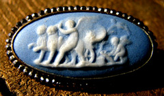 WEDGWOOD XRARE 18 CENTURY CUT STEEL LIGHT BLUE JASPER BROOCHE OF CLASICAL FIG