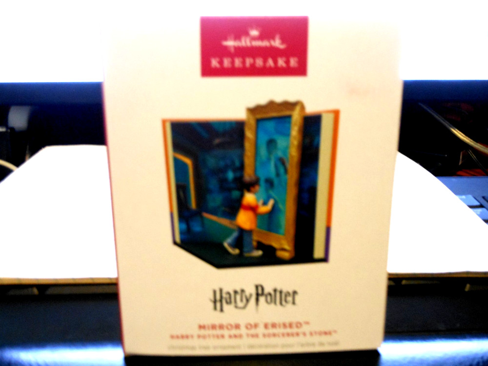 Hallmark Keepsake “Harry Potter Sorcerer’s – Mirror of Erised” 2025 Ornament NEW