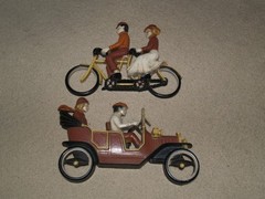 Vintage HOMCO #7357 #7359 Plastic Wall Hanging Plaques Car Bike 1975 Old 1920